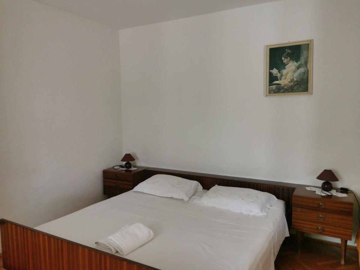Room Dobrenka Хвар Екстер'єр фото